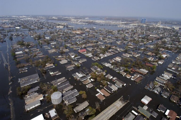 homes flooded after hurricane katrina